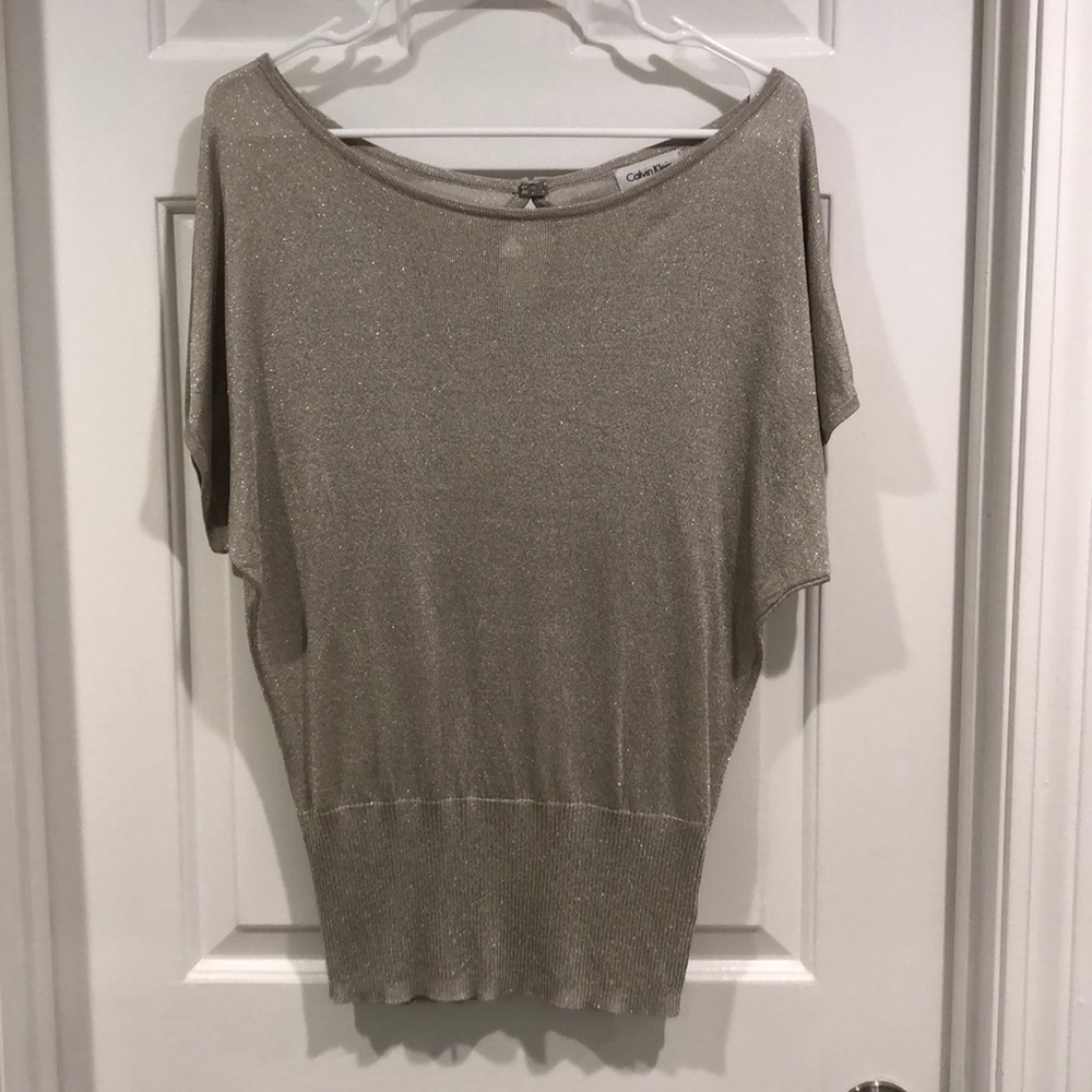 Gold short sleeve sweater top